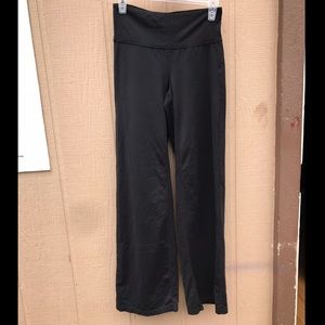 Athleta yoga pants